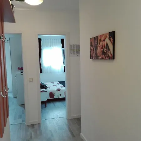 Holiday House Glorija Srima
